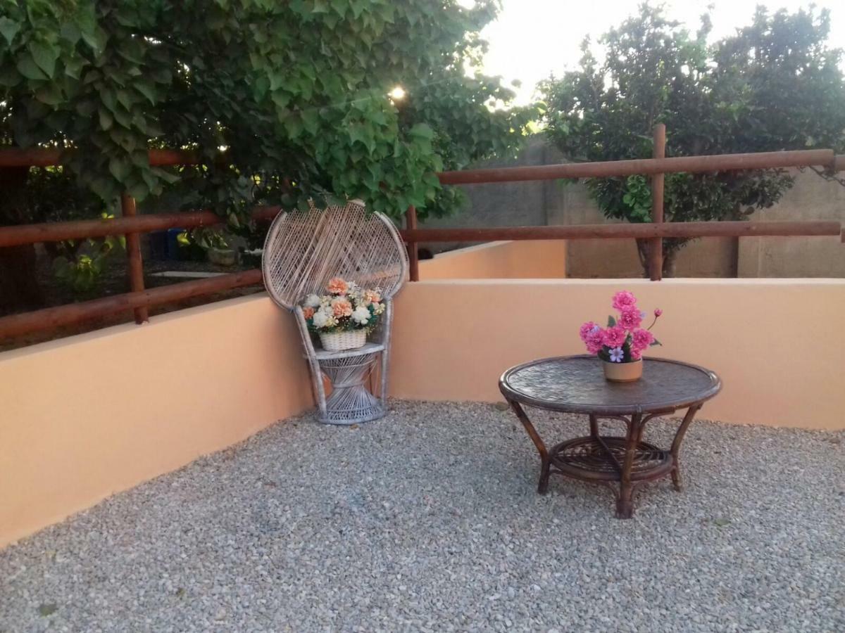 Casa Marina Lu Tuvaraggiu Casa Vacanze Sorso Bagian luar foto